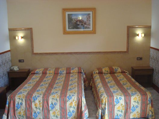 Hotel Univers Roses