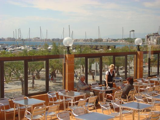 Hotel Univers Roses