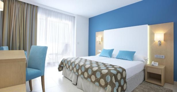 Hotel Universal Marques