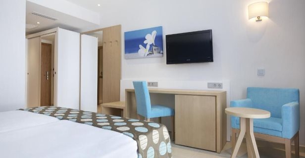 Hotel Universal Marques
