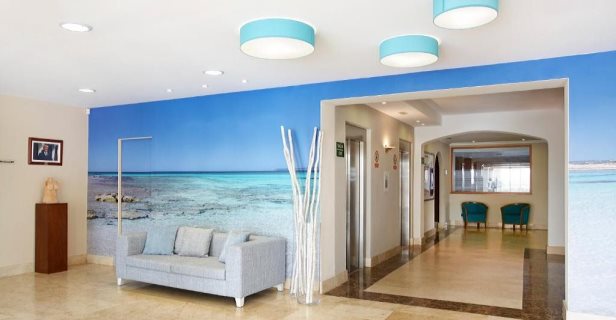 Hotel Universal Marques