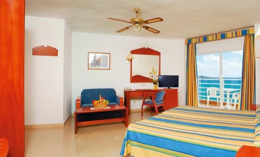 Hotel Universal Perla De S'illot