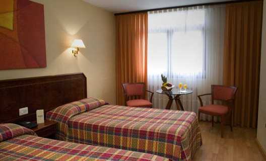 Hotel Unzaga Plaza