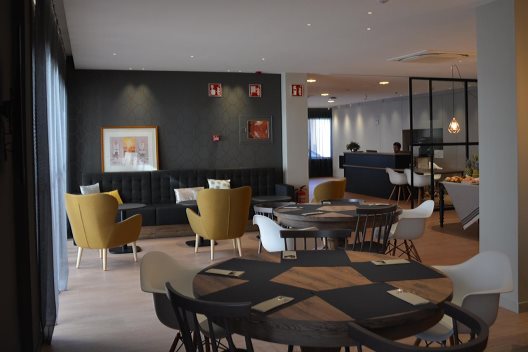 Hotel Up Rooms Vic