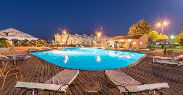 Hotel Vale Da Telha