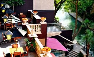 Hotel Valencia Riverwalk