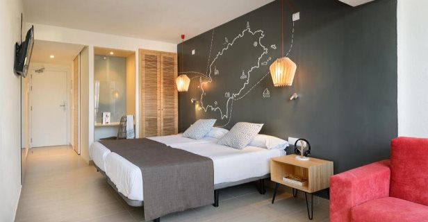Hotel Vibra Cala Tarida