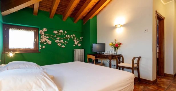 Hotel Villa De Abalos