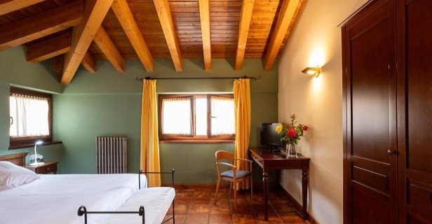 Hotel Villa De Abalos