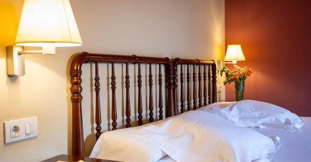 Hotel Villa De Abalos