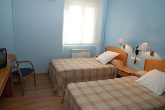 Hotel Villa De Ayerbe