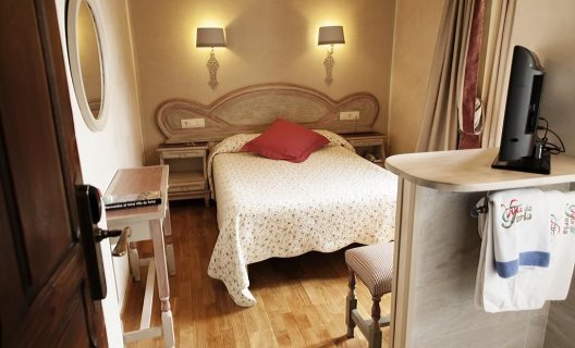 Hotel Villa De Torla