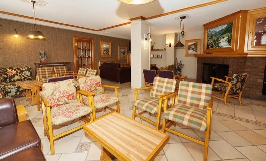 Hotel Villa De Torla