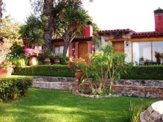 Hotel Villa San Jose & Suites