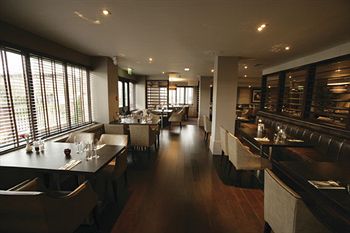 Hotel Village Leeds North & Leisure Club
