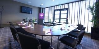 Hotel Village Prem Manchester Ashton & Leisure Club