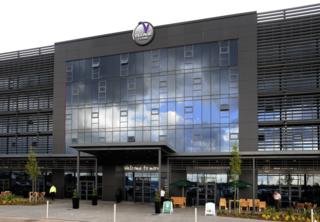 Hotel Village Prem Manchester Ashton & Leisure Club