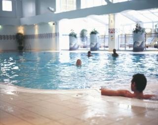 Hotel Village Wirral & Leisure Club