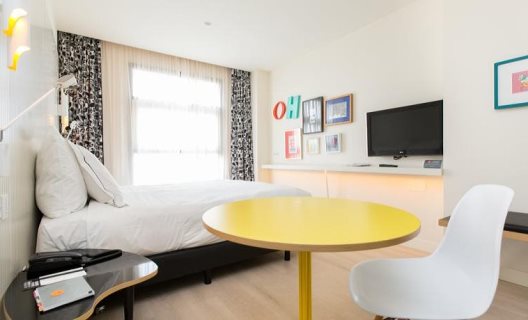 Hotel Vincci Bit
