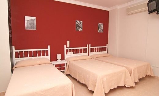 Hotel Virgen De Los Reyes