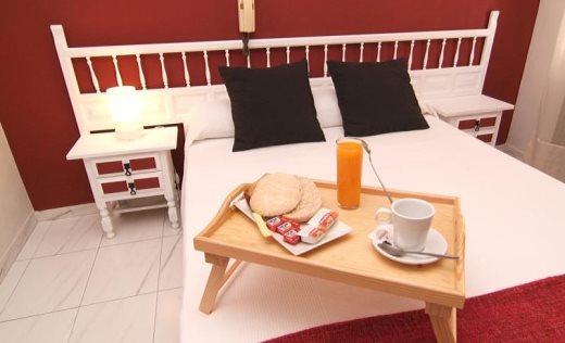 Hotel Virgen De Los Reyes