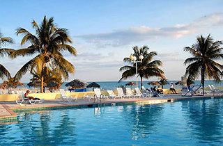 Hotel Viva Wyndham Fortuna Beach