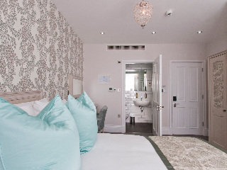 Hotel W12 Rooms