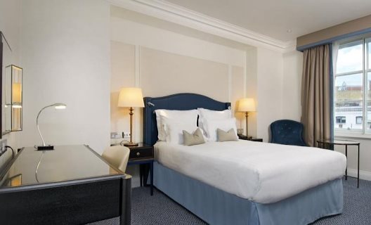 Hotel Waldorf Hilton