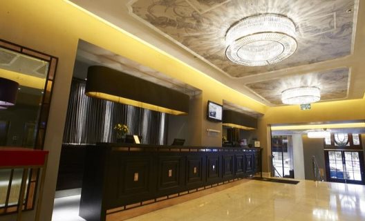 Hotel Waldorf Hilton