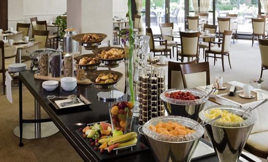 Hotel Warwick Reine Astrid