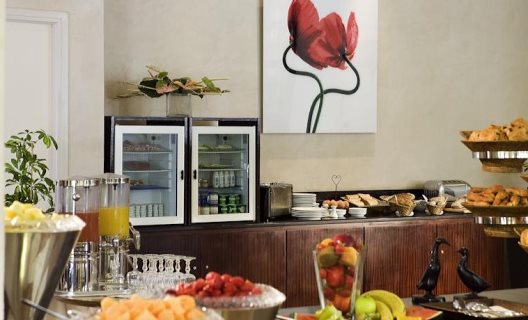 Hotel Warwick Reine Astrid