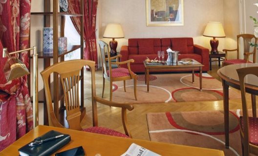 Hotel Warwick Reine Astrid
