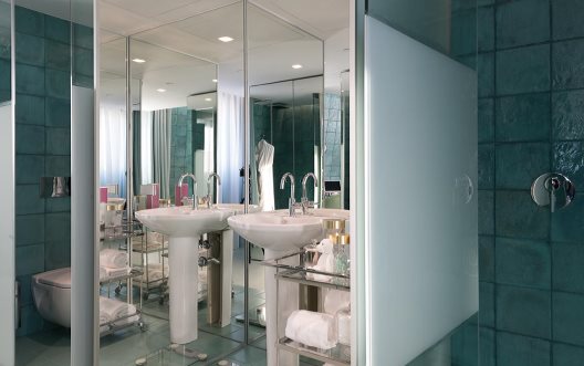Hotel Wc By The Beautique