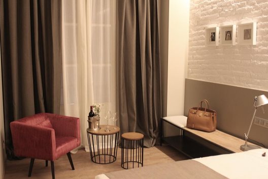 Hotel Well And Come