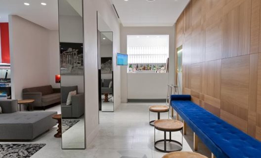 Hotel White
