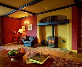 Hotel Whitegates Traditional Pub & Accommodation