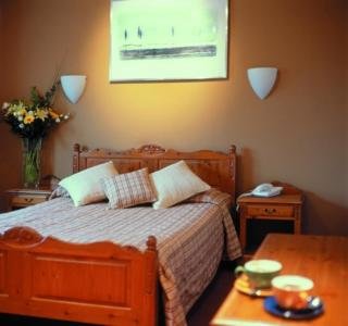 Hotel Whoop Hall