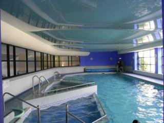 Hotel Whoop Hall