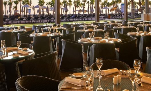 Hotel Wine And Books By The Sea Algarve Resort