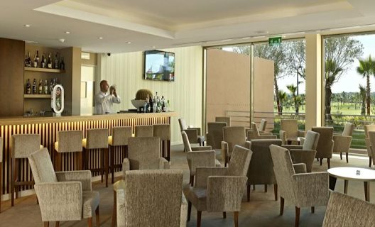 Hotel Wine And Books By The Sea Algarve Resort