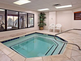 Hotel Wingate By Wyndham Arlington Heights