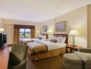 Hotel Wingate By Wyndham Charlotte Airport