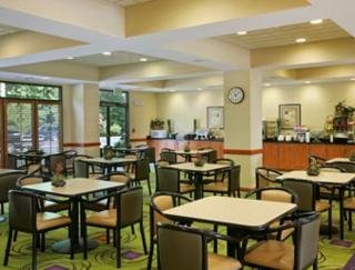 Hotel Wingate By Wyndham Charlotte Airport