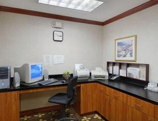 Hotel Wingate By Wyndham Willowbrook