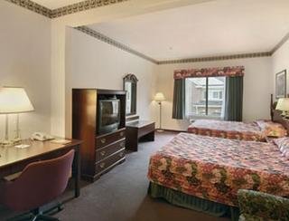 Hotel Wingate By Wyndham Willowbrook