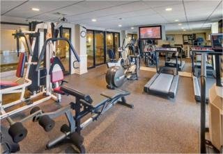 Hotel Wyndham Garden Newark Airport