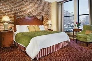 Hotel Wyndham La Belle Maison-extra Holidays