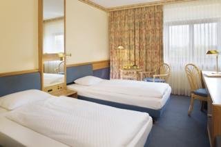 Hotel Wyndham Stuttgart Airport Messe