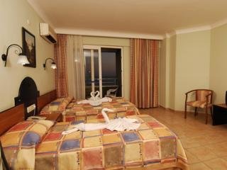 Hotel Xperia Saray Beach