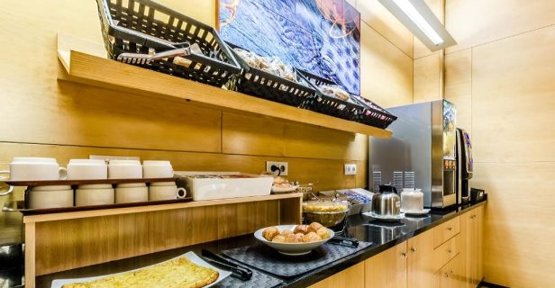 Hotel Yit Ciudad De Zaragoza